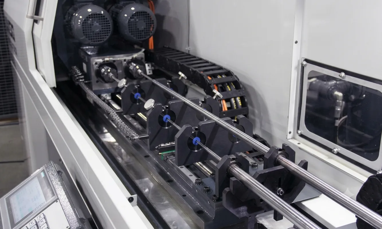 Two-spindle gun drilling machine